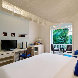 Kamer met een King Size Bed in de Vleugel